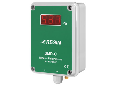 Differential pressure transmitter with built-in controller with LED display