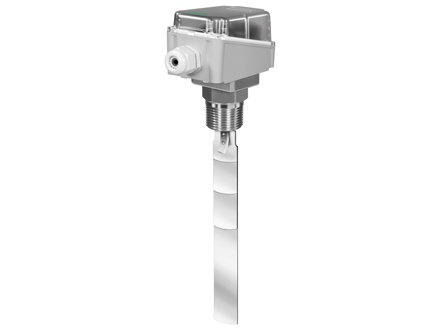 Liquid flow switch